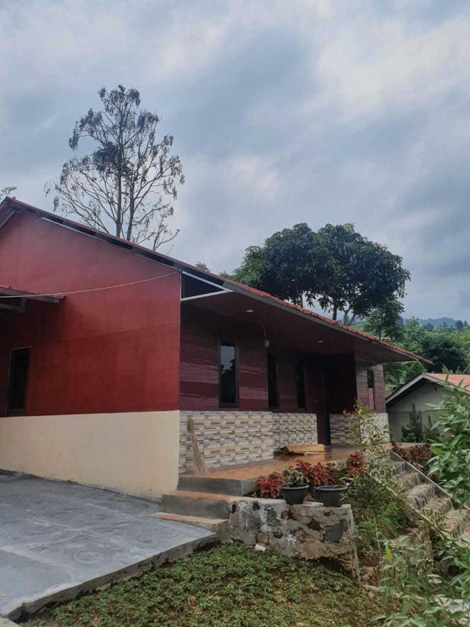 Express O 91843 Bbs Villa Ciater Bandung Dış mekan fotoğraf
