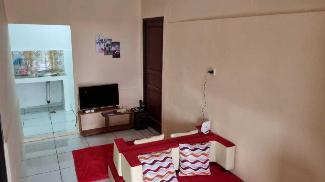 Express O 91843 Bbs Villa Ciater Bandung Dış mekan fotoğraf