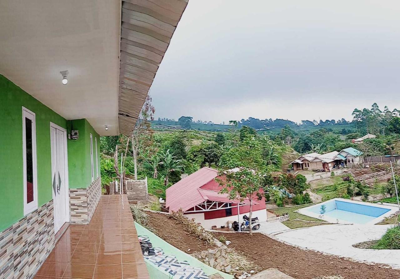 Express O 91843 Bbs Villa Ciater Bandung Dış mekan fotoğraf