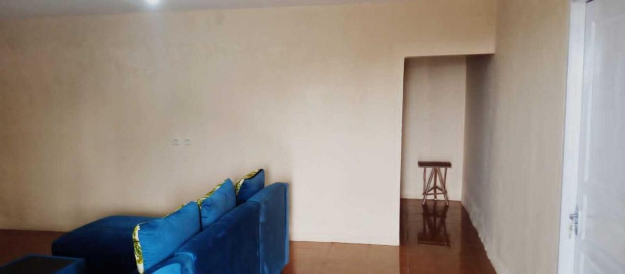 Express O 91843 Bbs Villa Ciater Bandung Dış mekan fotoğraf